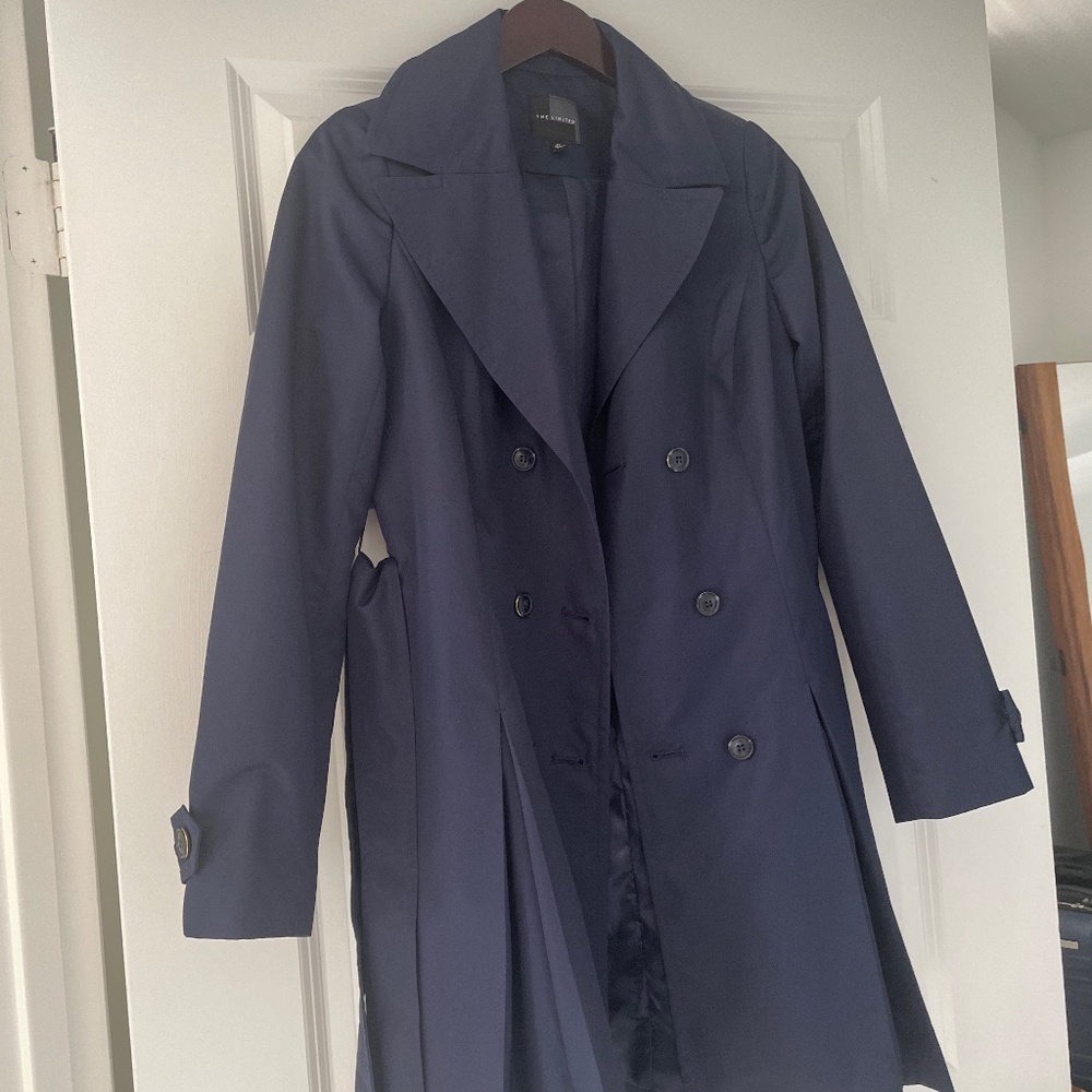 Short trench